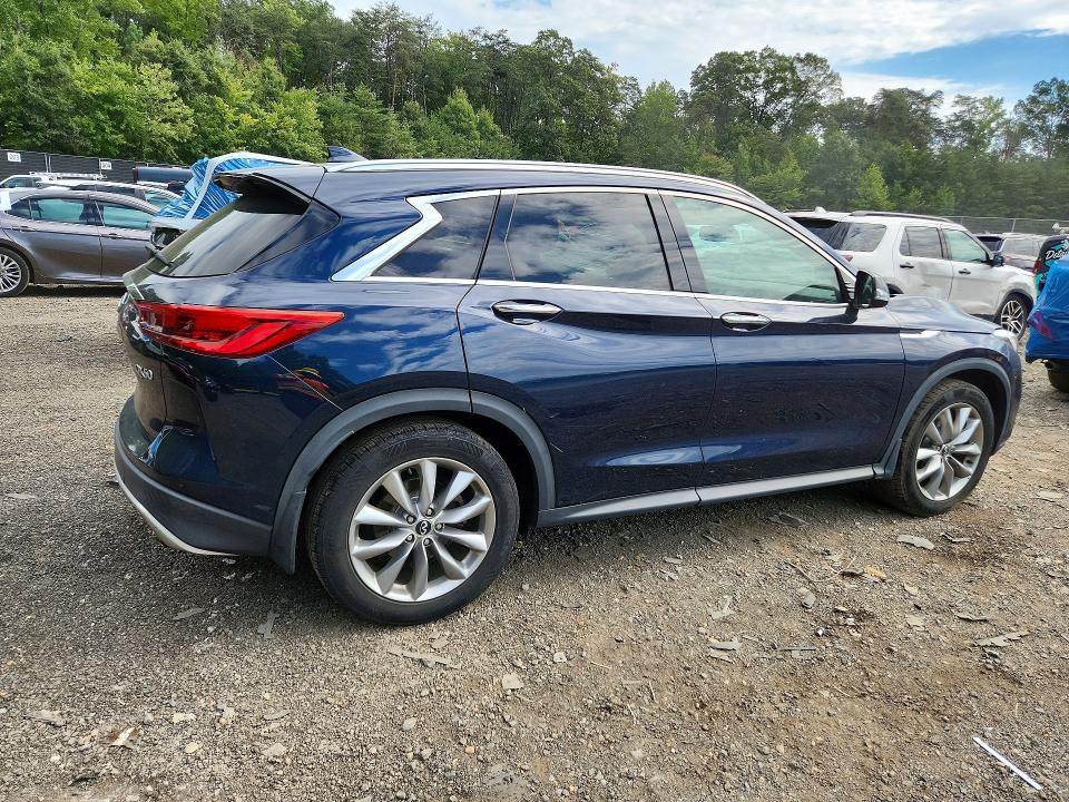 68540106 :رقم المزاد ، 3PCAJ5M3XKF135509 vin ، 2019 Infiniti Qx50 مزاد بيع