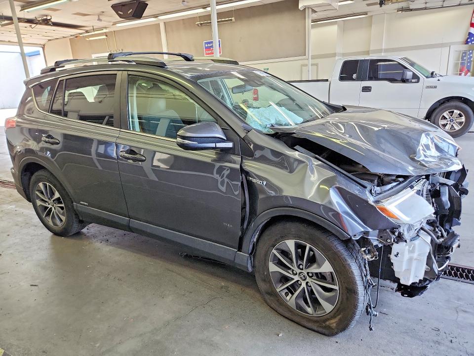 Aukcja sprzedaży 2018 Toyota Rav4, vin: JTMRJREV5JD161712, numer aukcji: 69906576