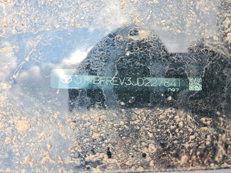 2018 Toyota Rav4 მანქანა იყიდება აუქციონზე, vin: JTMBFREV3JD227841, აუქციონის ნომერი: 69144876