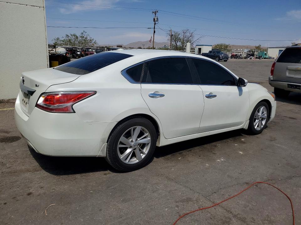 69549706 :رقم المزاد ، 1N4AL3AP3FC226815 vin ، 2015 Nissan Altima مزاد بيع