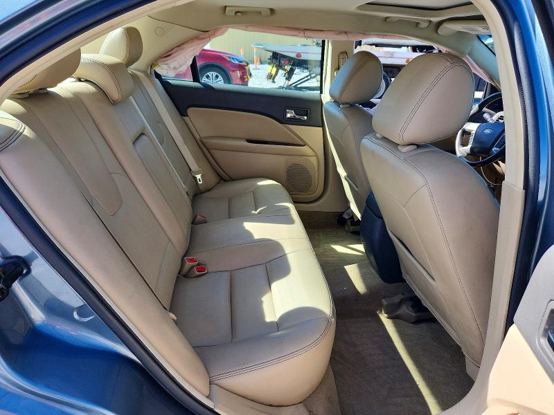 70539026 :رقم المزاد ، 3FAHP0JA9BR177984 vin ، 2011 Ford Fusion مزاد بيع