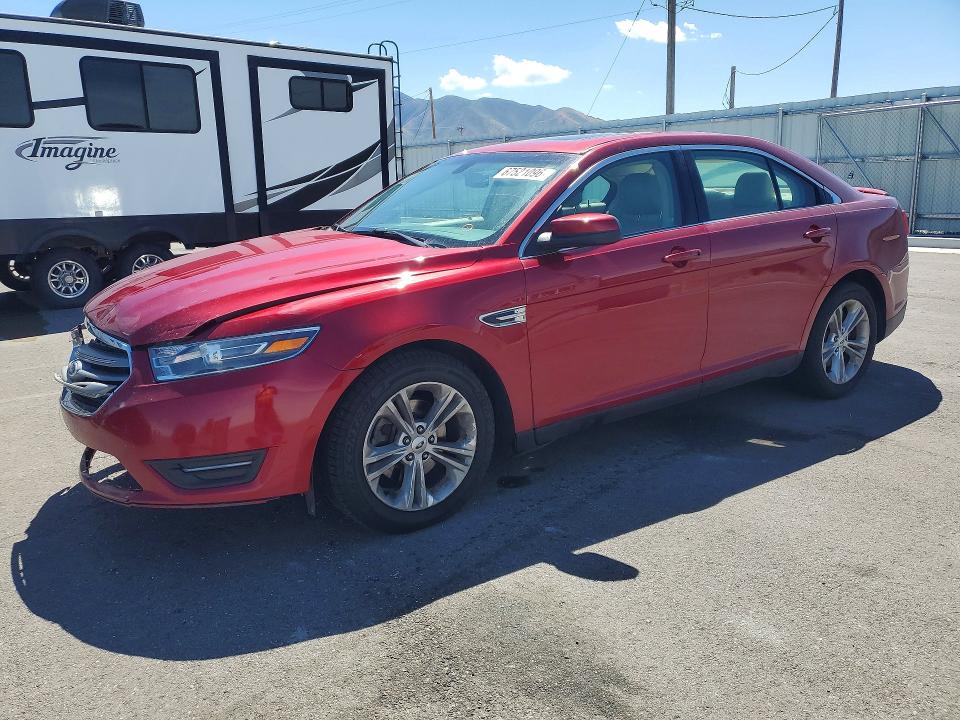 2015 Ford Taurus მანქანა იყიდება აუქციონზე, vin: 1FAHP2H83FG199734, აუქციონის ნომერი: 67521096