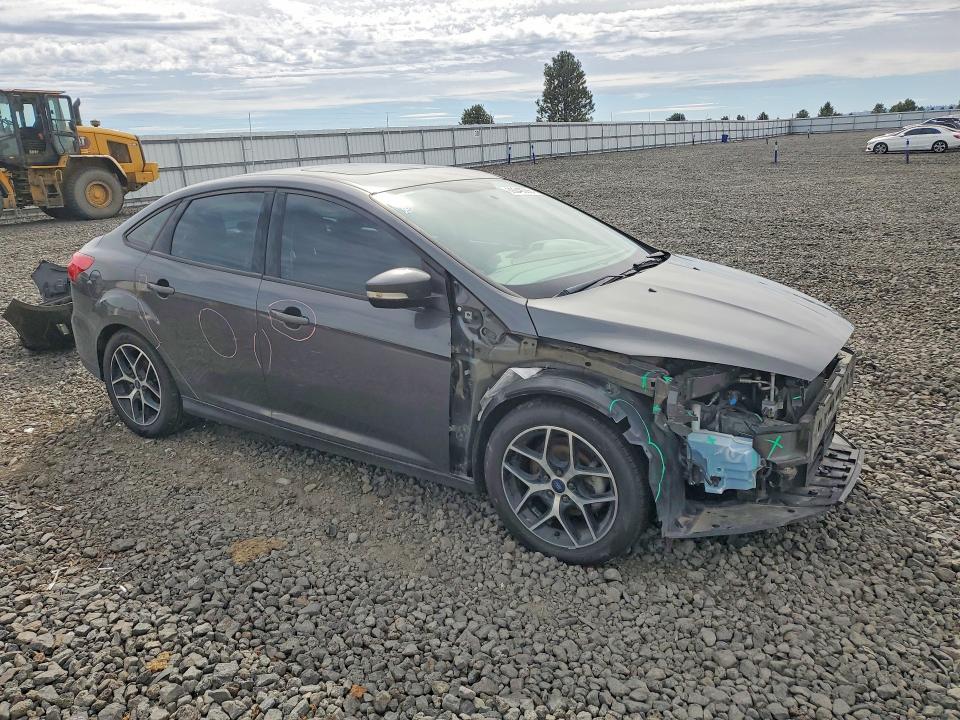 2017 Ford Focus მანქანა იყიდება აუქციონზე, vin: 1FADP3H26HL304180, აუქციონის ნომერი: 68046386