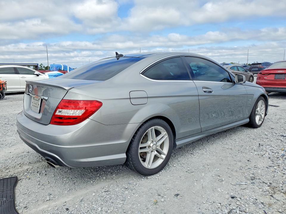 Aukcja sprzedaży 2012 Mercedes-benz C, vin: WDDGJ5HB3CF734704, numer aukcji: 70509876