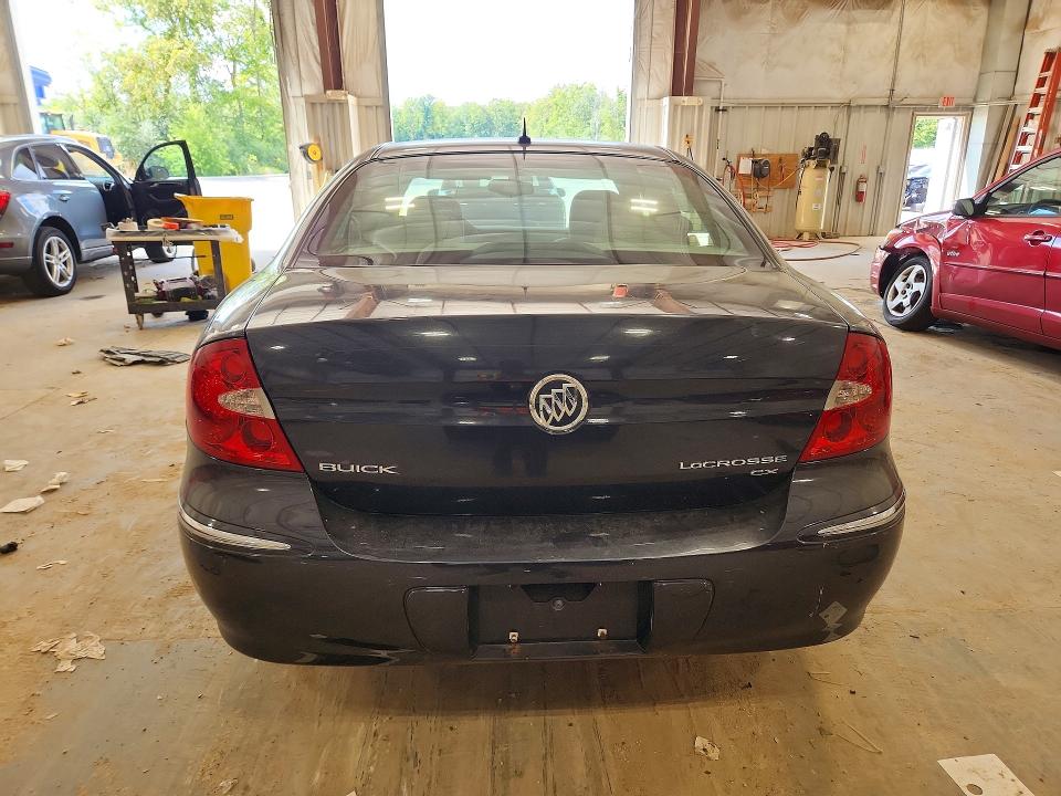 2008 Buick Lacrosse მანქანა იყიდება აუქციონზე, vin: 2G4WC582881170672, აუქციონის ნომერი: 68676146