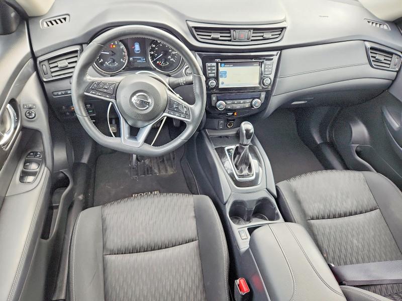 Продажа на аукционе авто 2017 Nissan Rogue, vin: KNMAT2MV1HP540117, номер лота: 70185866