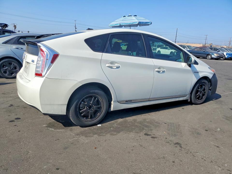 70530456 :رقم المزاد ، JTDKN3DU3E1778755 vin ، 2014 Toyota Prius مزاد بيع