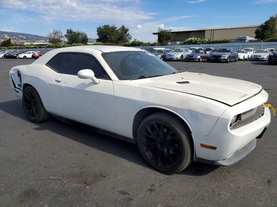 68239566 :رقم المزاد ، 2C3CDYAG8CH118216 vin ، 2012 Dodge Challenger مزاد بيع
