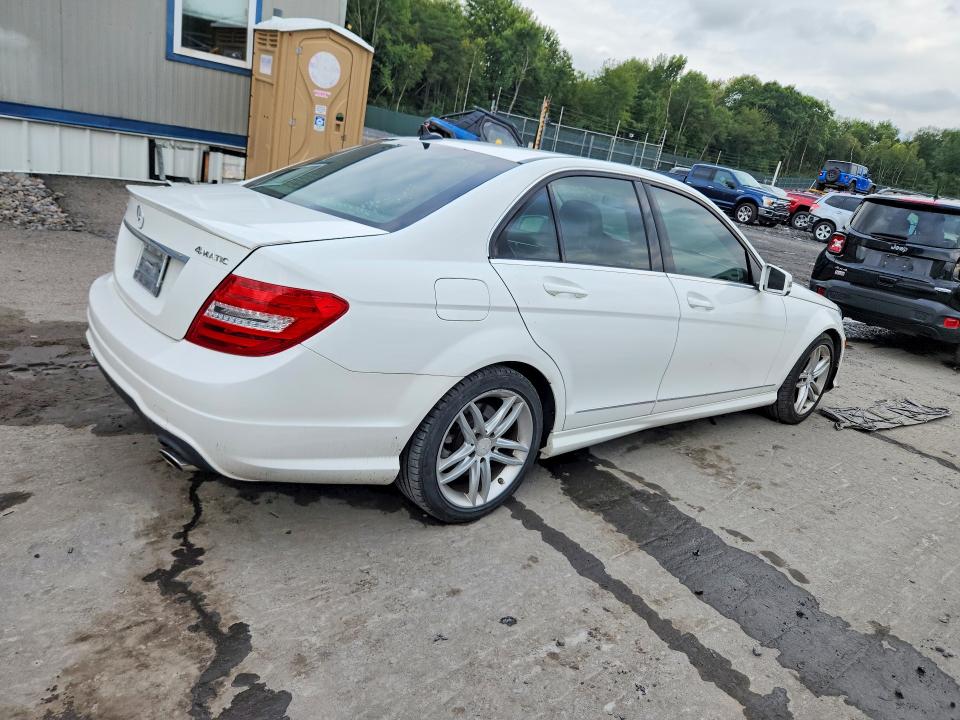 67574186 :رقم المزاد ، WDDGF8AB7ER324468 vin ، 2014 Mercedes-benz C مزاد بيع