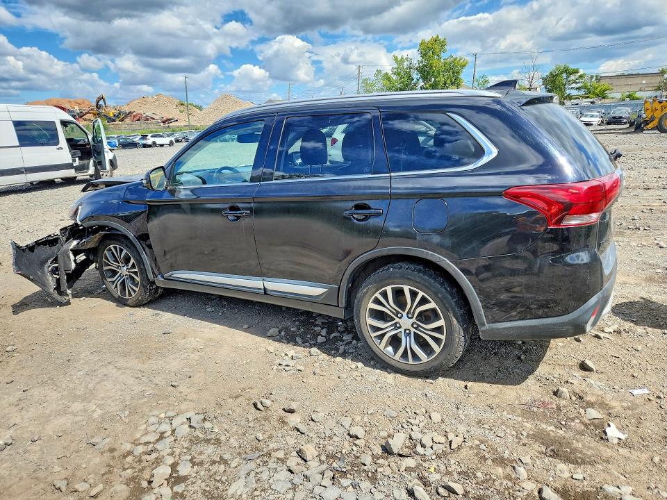 Продажа на аукционе авто 2017 Mitsubishi Outlander, vin: JA4AZ3A39HZ063121, номер лота: 68005886