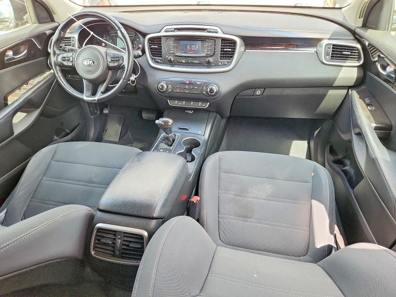 70026326 :رقم المزاد ، 5XYPG4A35GG140785 vin ، 2016 Kia Sorento مزاد بيع