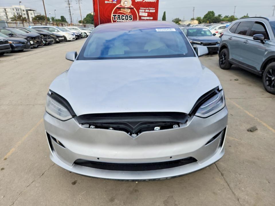 69340456 :رقم المزاد ، 7SAXCDE56SF463608 vin ، 2025 Tesla Model X مزاد بيع