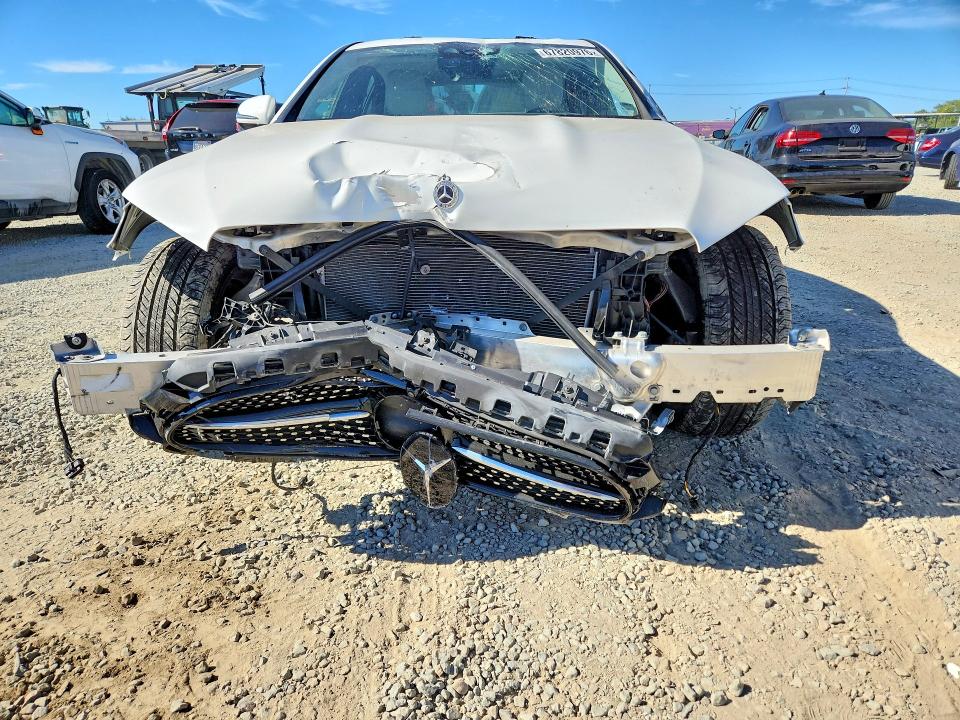 Продажа на аукционе авто 2023 Mercedes-benz E, vin: W1KZF8DBXPB179412, номер лота: 67820976