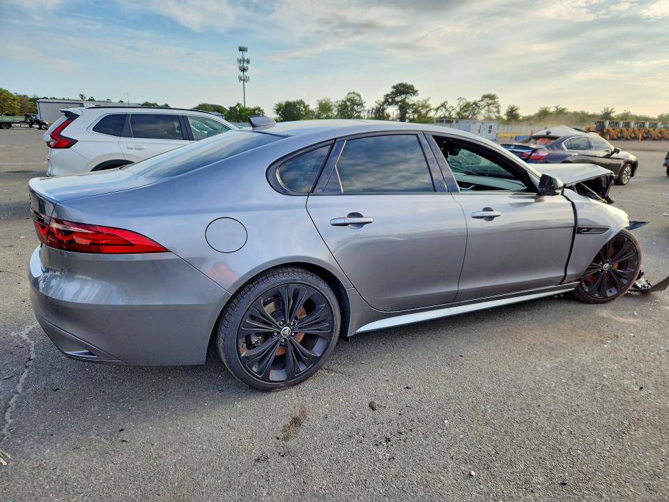 Продаж на аукціоні авто 2024 Jaguar Xf, vin: SAJBL4GXXRCY96315, номер лоту: 68196886