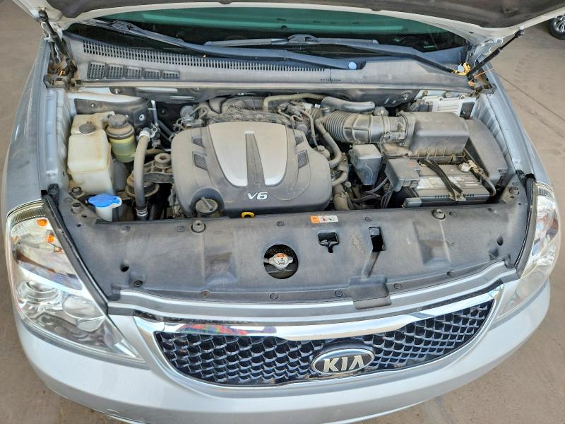 70079696 :رقم المزاد ، KNDMG4C7XE6554616 vin ، 2014 Kia Sedona مزاد بيع