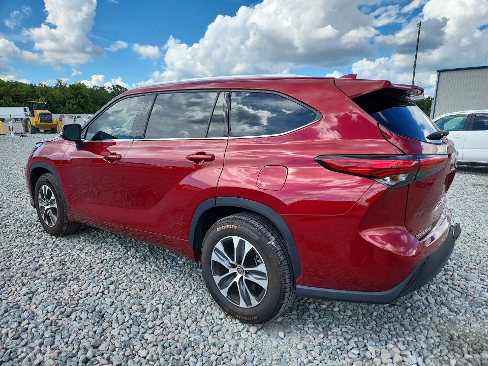 2021 Toyota Highlander მანქანა იყიდება აუქციონზე, vin: 5TDGZRAH7MS524438, აუქციონის ნომერი: 69877056