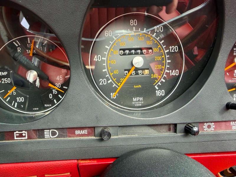 1979 Mercedes-benz 450sl მანქანა იყიდება აუქციონზე, vin: 00010704412051838, აუქციონის ნომერი: 69363846