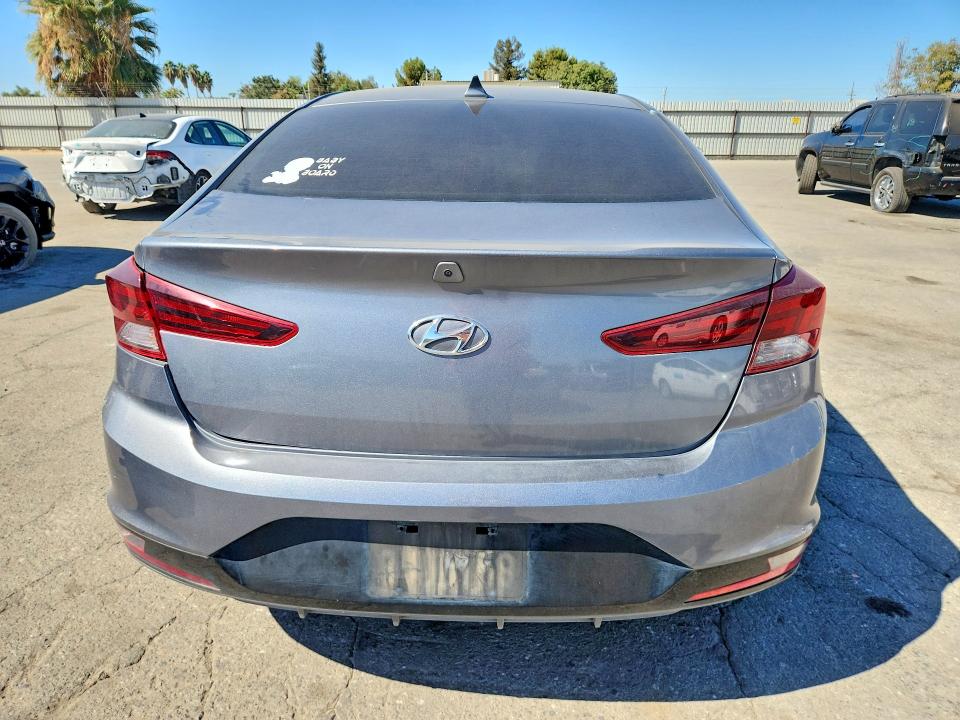 70383976 :رقم المزاد ، KMHD84LFXKU878107 vin ، 2019 Hyundai Elantra مزاد بيع