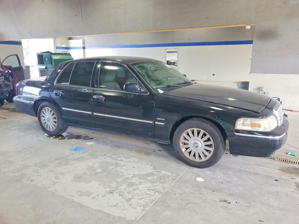 Aukcja sprzedaży 2011 Mercury Grand Marquis, vin: 2MEBM7FV3BX608199, numer aukcji: 67973166