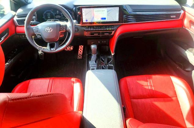 67842596 :رقم المزاد ، 4T1DBADK5SU011905 vin ، 2025 Toyota Camry مزاد بيع