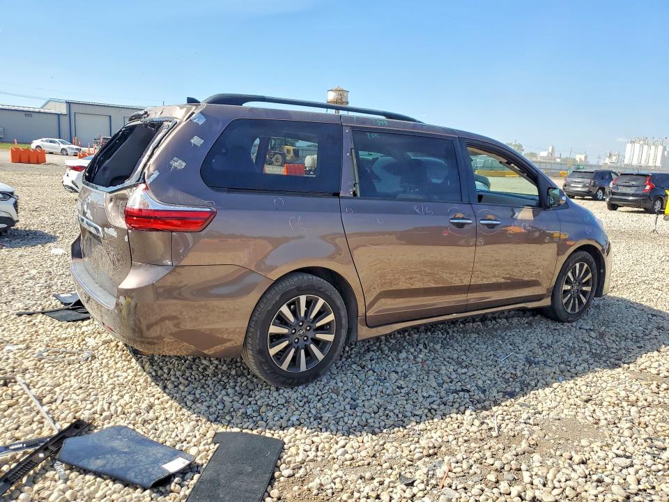Продаж на аукціоні авто 2018 Toyota Sienna, vin: 5TDYZ3DC2JS938580, номер лоту: 68648116
