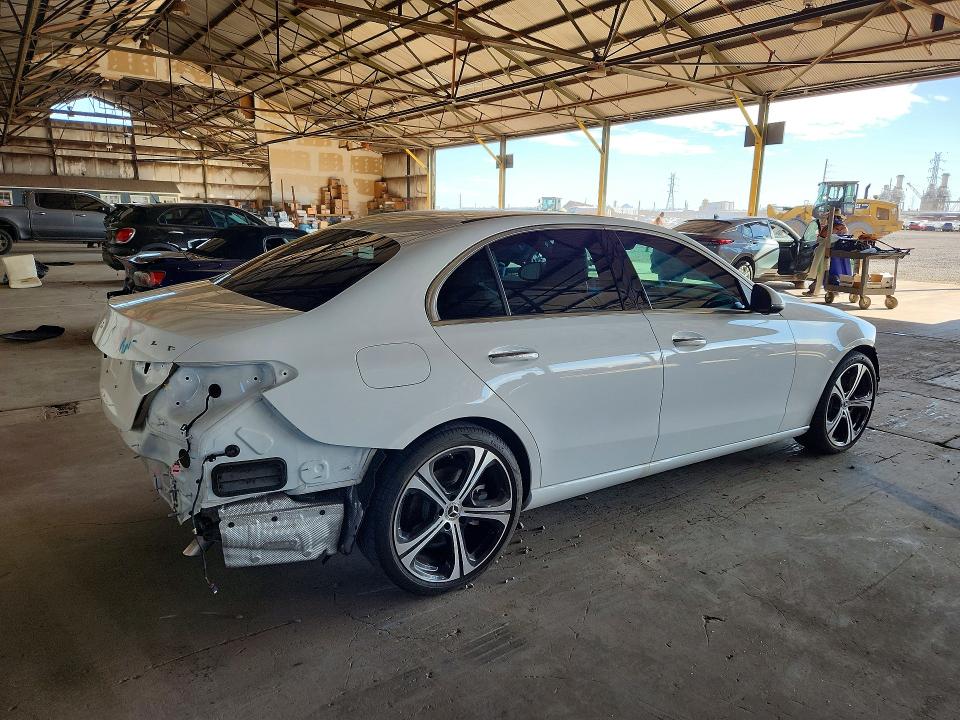 68067176 :رقم المزاد ، W1KAF4GB6RR160285 vin ، 2024 Mercedes-benz C مزاد بيع