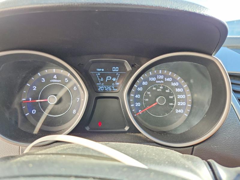 2015 Hyundai Elantra მანქანა იყიდება აუქციონზე, vin: 5NPDH4AEXFH562382, აუქციონის ნომერი: 69097536