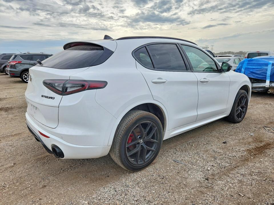 Aukcja sprzedaży 2021 Alfa Romeo Stelvio, vin: ZASPAKBN2M7D12194, numer aukcji: 67753996