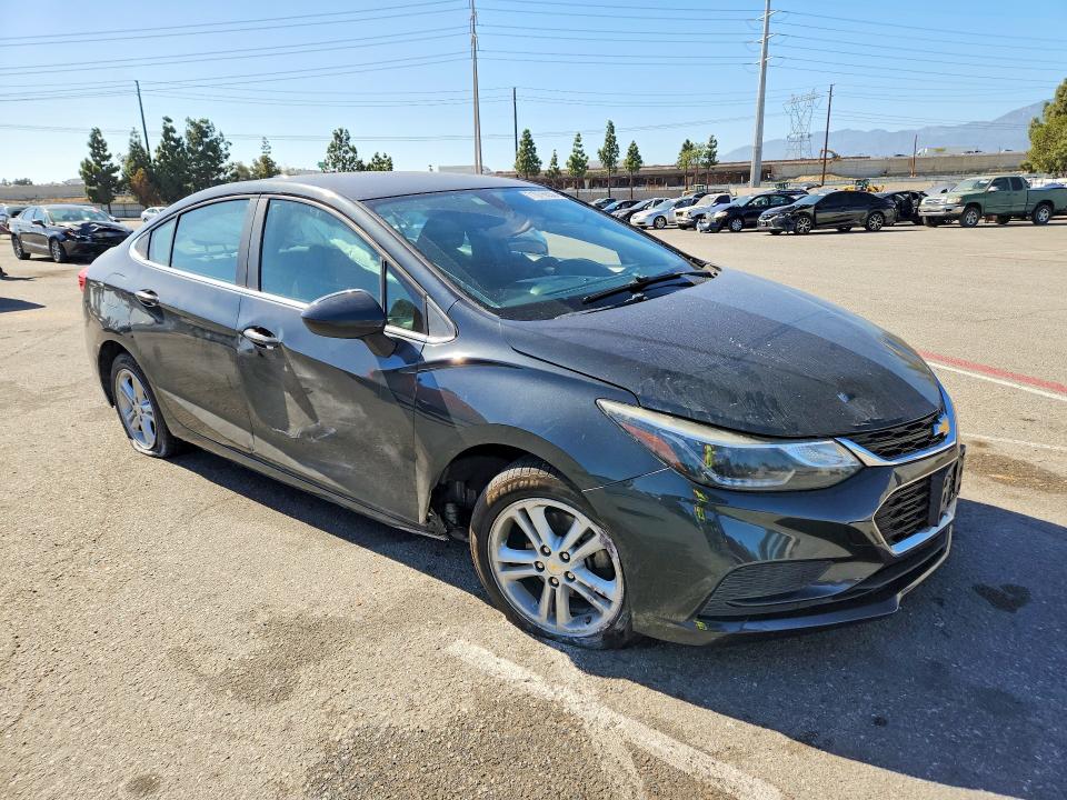 Продаж на аукціоні авто 2018 Chevrolet Cruze, vin: 1G1BE5SM7J7192820, номер лоту: 71076636