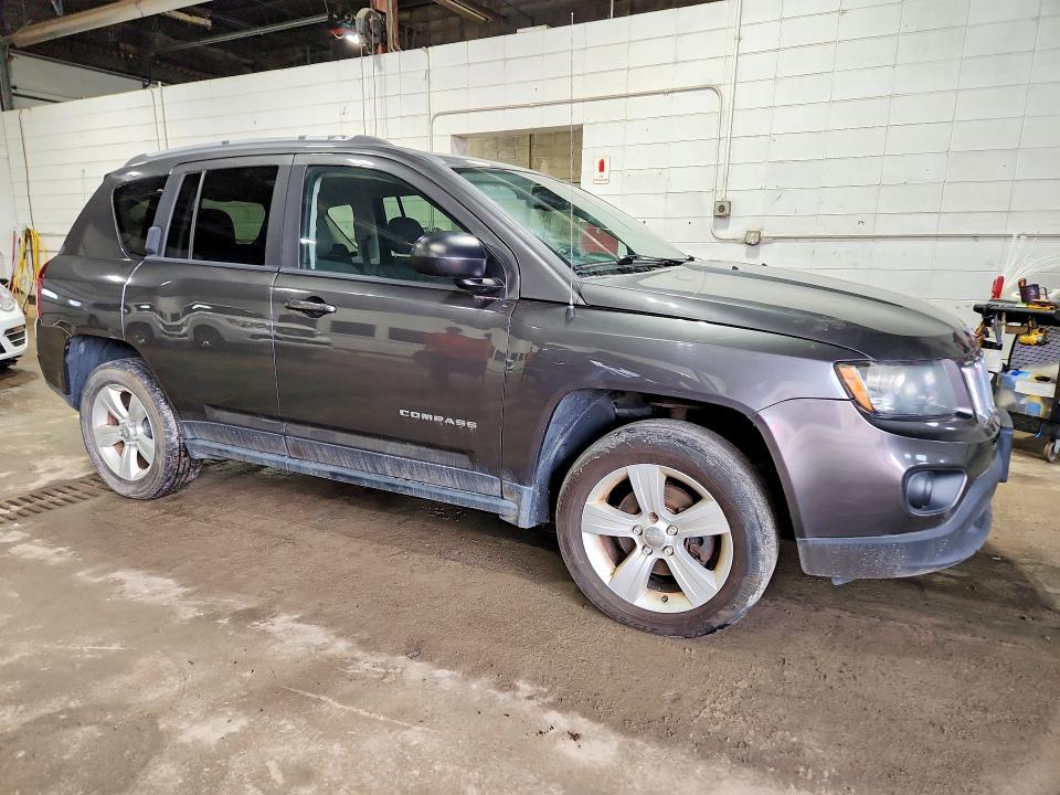 Продаж на аукціоні авто 2016 Jeep Compass, vin: 1C4NJDBB5GD686984, номер лоту: 71356576