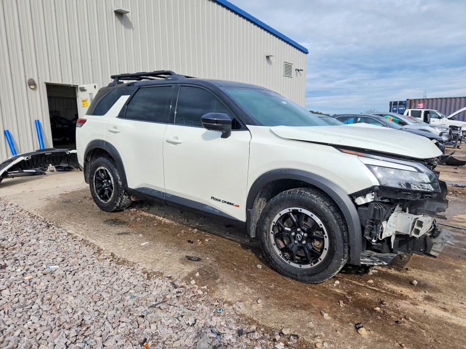 69692036 :رقم المزاد ، 5N1DR3BD5PC273223 vin ، 2023 Nissan Pathfinder مزاد بيع
