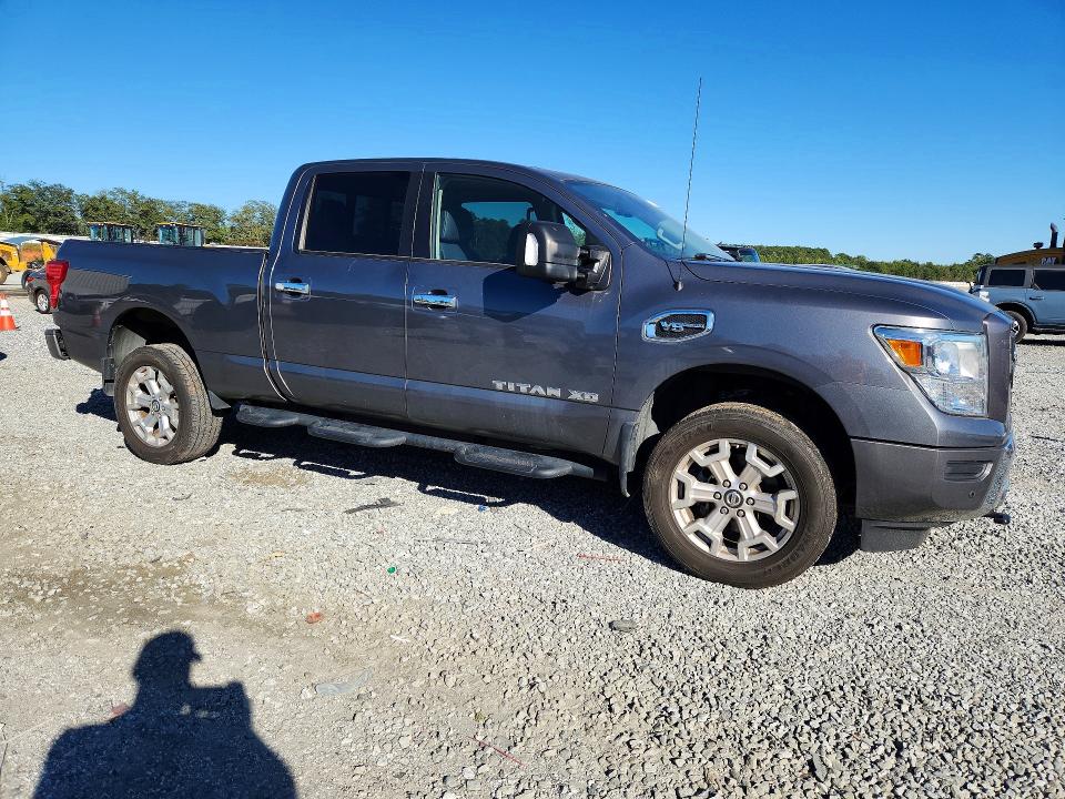 70845856 :رقم المزاد ، 1N6AA1FB4MN527383 vin ، 2021 Nissan Titan Xd مزاد بيع