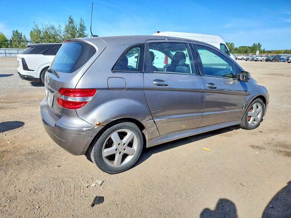 69033536 :رقم المزاد ، WDDFH33X07J205972 vin ، 2007 Mercedes-benz B200 مزاد بيع