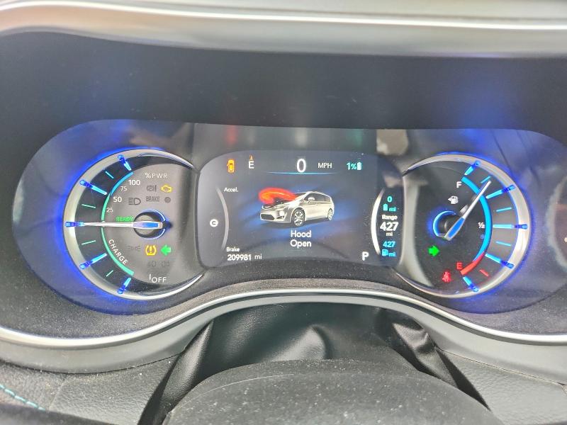 Продажа на аукционе авто 2018 Chrysler Pacifica, vin: 2C4RC1N79JR118260, номер лота: 69028666