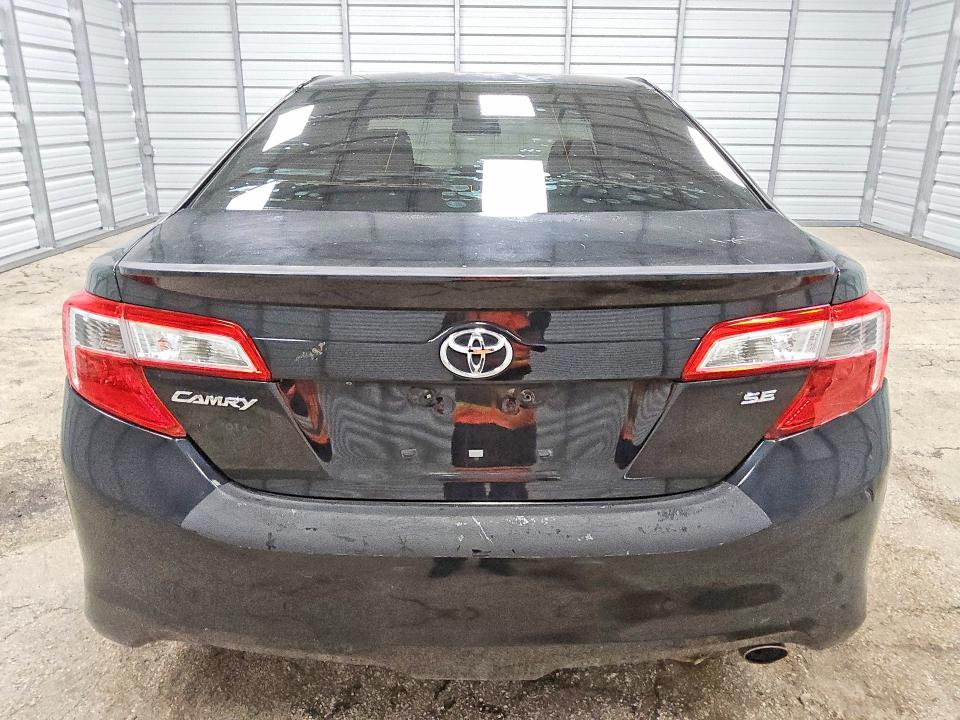 66810066 :رقم المزاد ، 4T1BF1FKXEU467735 vin ، 2014 Toyota Camry مزاد بيع