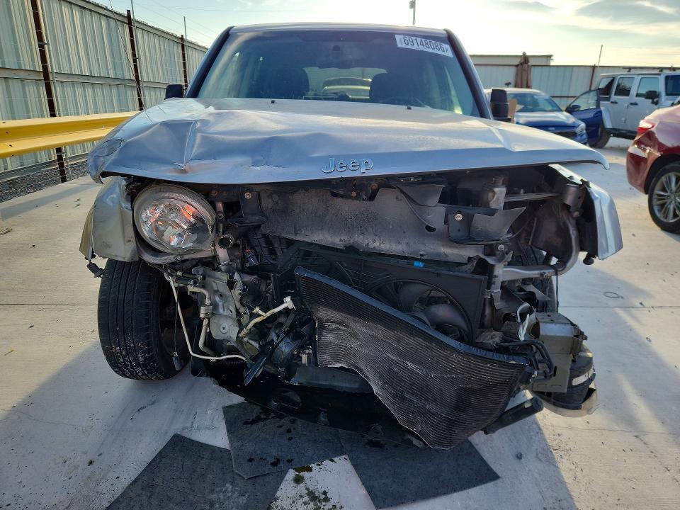 69148086 :رقم المزاد ، 1C4NJPFBXGD576931 vin ، 2016 Jeep Patriot مزاد بيع