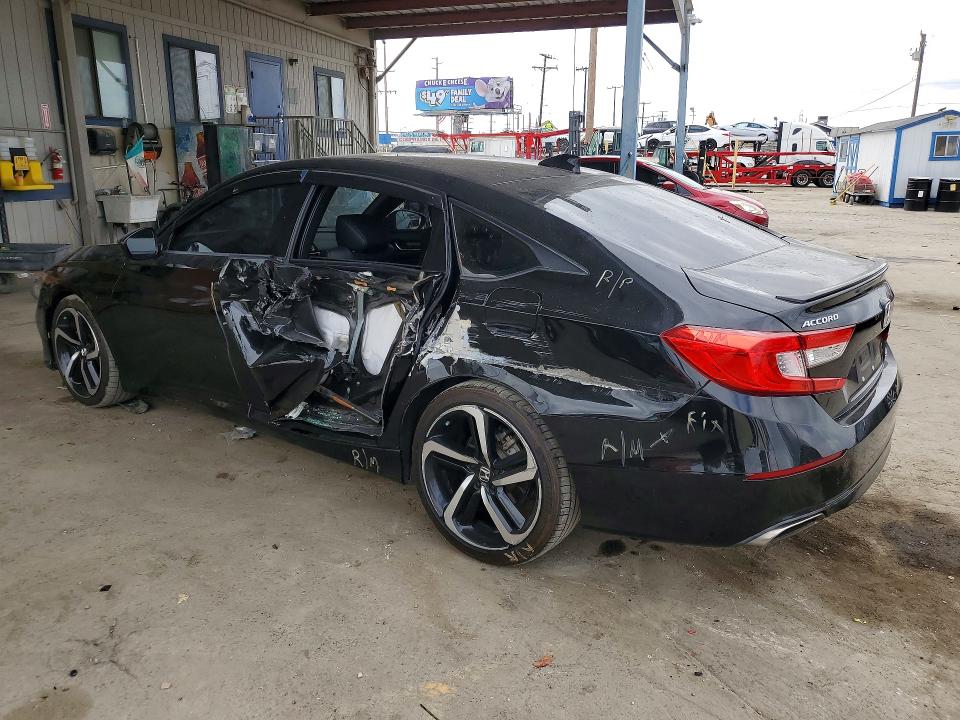 Продажа на аукционе авто 2018 Honda Accord, vin: 1HGCV1F39JA183997, номер лота: 69433676