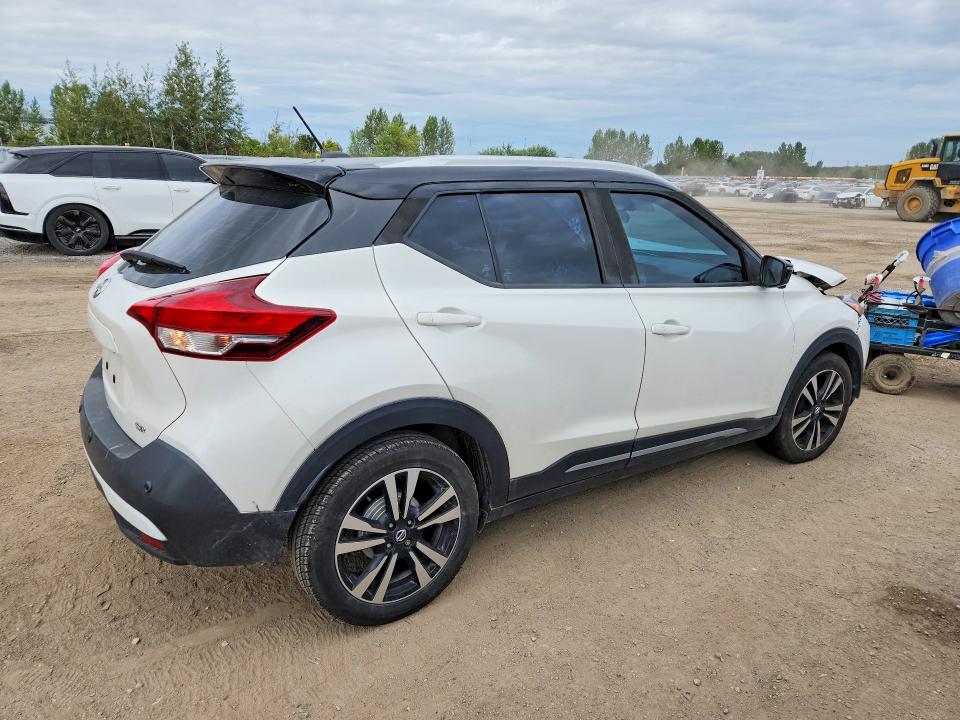 2020 Nissan Kicks მანქანა იყიდება აუქციონზე, vin: 3N1CP5DV0LL493555, აუქციონის ნომერი: 68822966