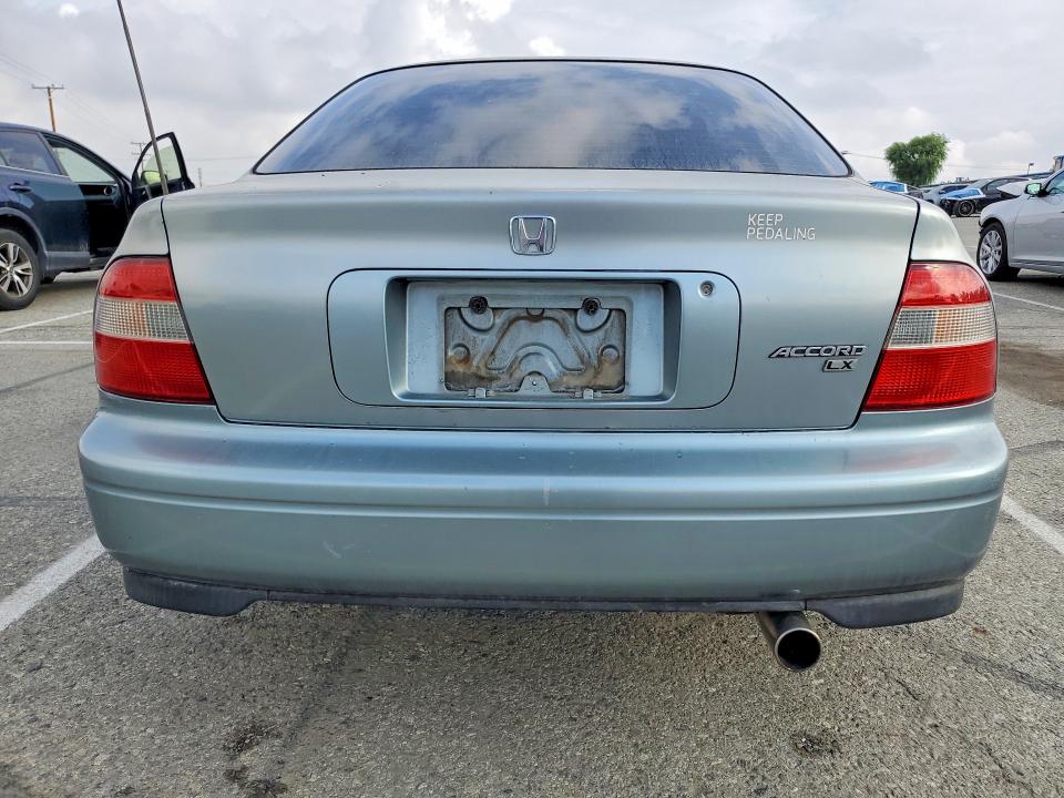 Продажа на аукционе авто 1994 Honda Accord, vin: JHMCD5639RC015915, номер лота: 69867046