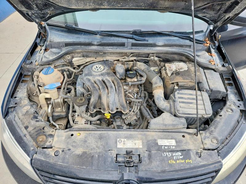 70102796 :رقم المزاد ، 3VW1K7AJ7EM438174 vin ، 2014 Volkswagen Jetta مزاد بيع