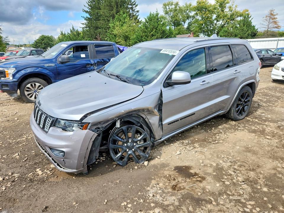 Продажа на аукционе авто 2017 Jeep Grand Cherokee, vin: 1C4RJEAG0HC837578, номер лота: 69410556