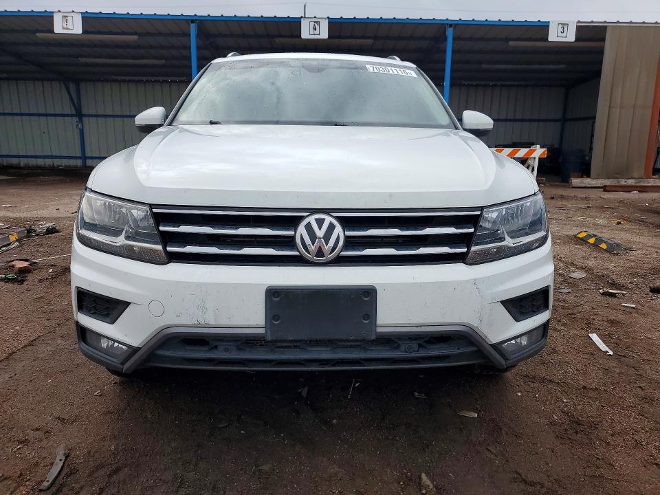 70301116 :رقم المزاد ، 3VV2B7AX1LM160169 vin ، 2020 Volkswagen Tiguan مزاد بيع
