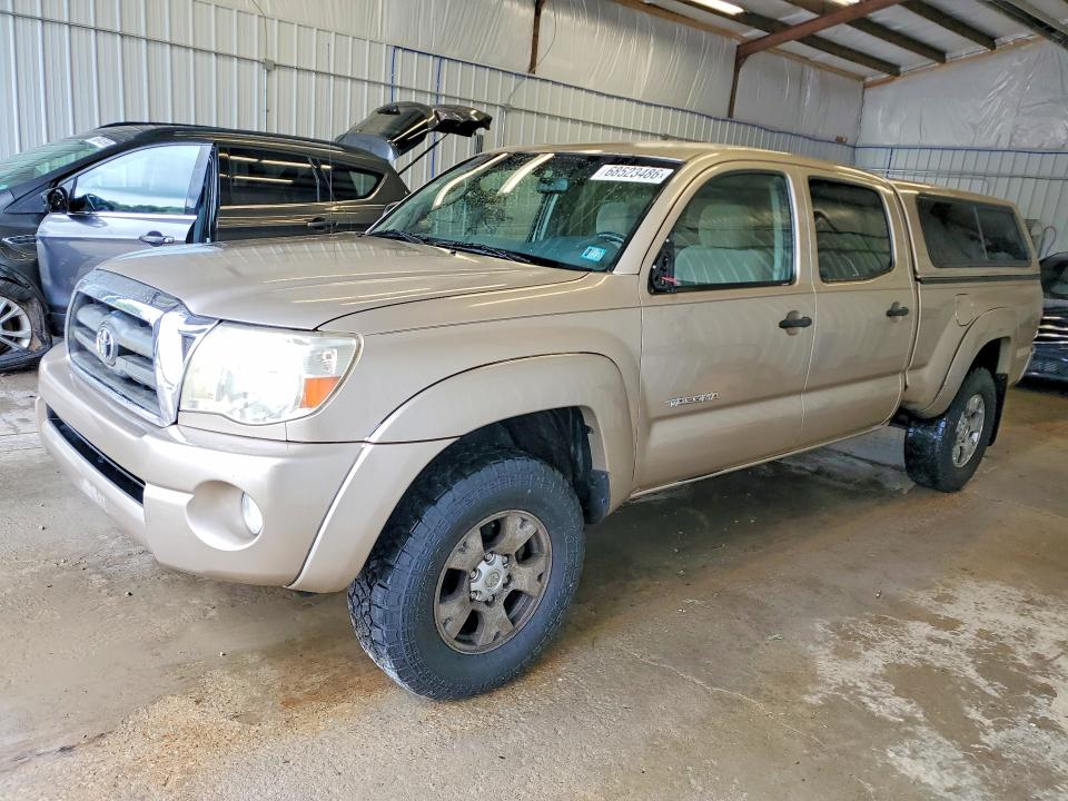 68523486 :رقم المزاد ، 5TEMU52NX5Z093581 vin ، 2005 Toyota Tacoma مزاد بيع