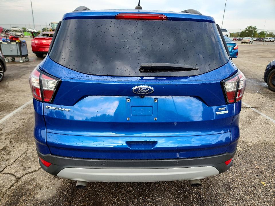 2018 Ford Escape მანქანა იყიდება აუქციონზე, vin: 1FMCU0GD7JUA76041, აუქციონის ნომერი: 69030396
