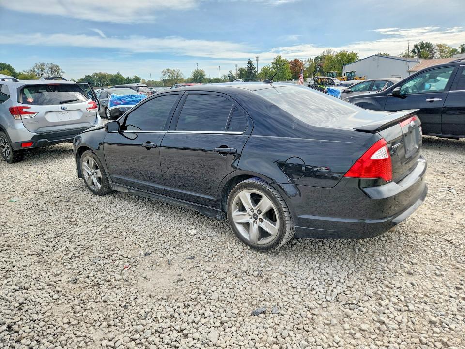 71147516 :رقم المزاد ، 3FAHP0KC0AR180786 vin ، 2010 Ford Fusion مزاد بيع