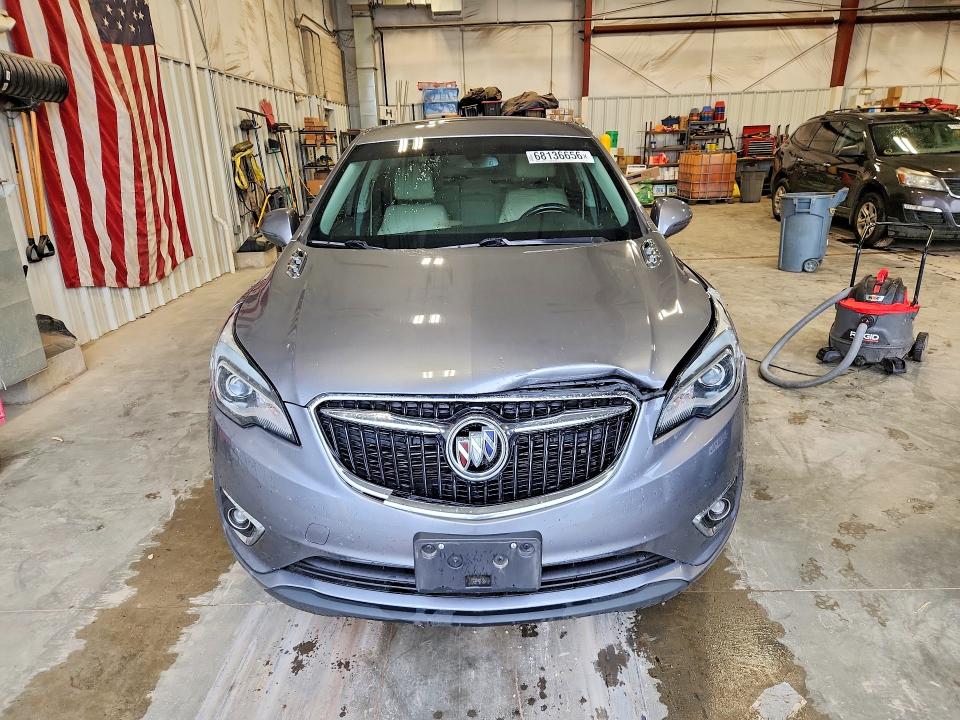 68136656 :رقم المزاد ، LRBFX1SAXLD157550 vin ، 2020 Buick Envision مزاد بيع