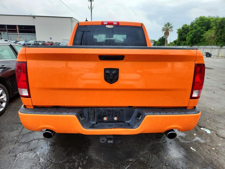 68714006 :رقم المزاد ، 1C6RR6KT1KS622614 vin ، 2019 Ram 1500 Classic مزاد بيع