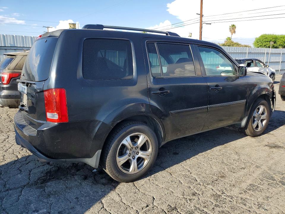 Продажа на аукционе авто 2013 Honda Pilot, vin: 5FNYF3H43DB015674, номер лота: 70359216