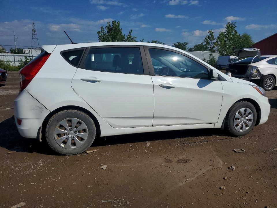 66900226 :رقم المزاد ، KMHCT5AE2HU322490 vin ، 2017 Hyundai Accent مزاد بيع