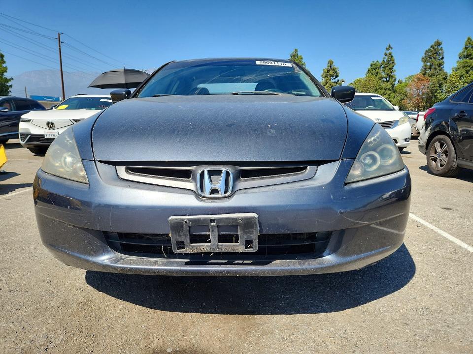 69691116 :رقم المزاد ، 1HGCM66803A033615 vin ، 2003 Honda Accord مزاد بيع